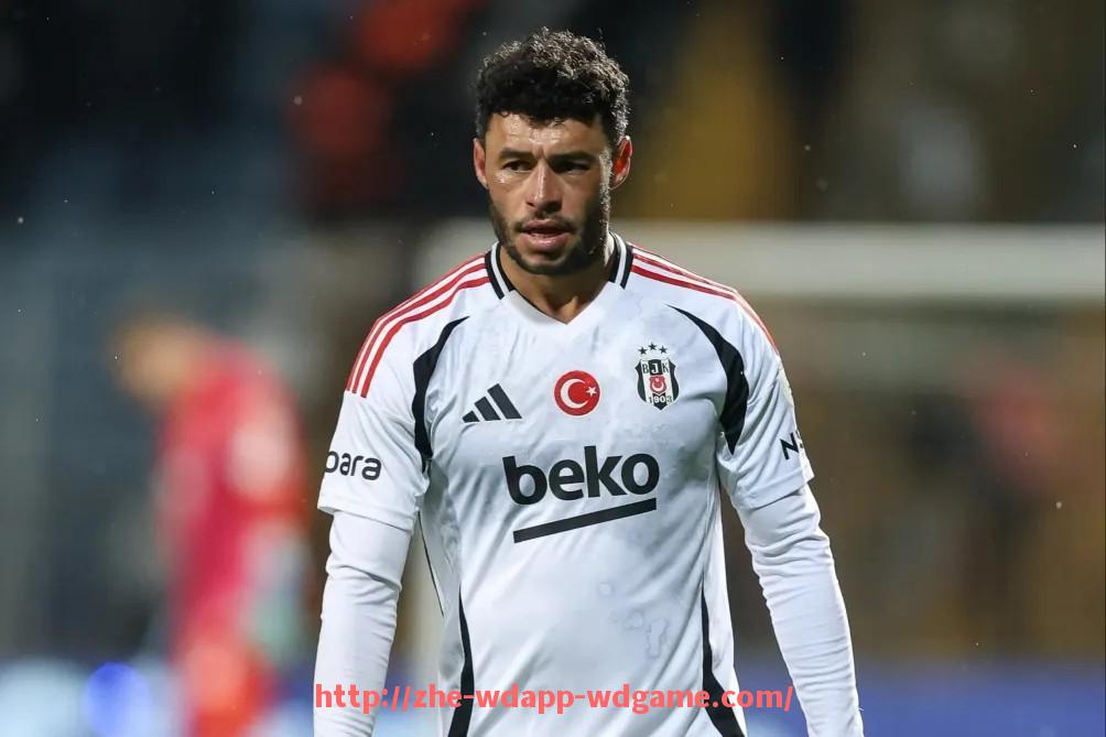 问鼎娱乐官网-辽宁篮球队在CBA比赛现场的精彩瞬间视频分享