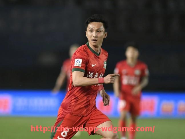 问鼎娱乐官网-世俱杯比赛期间观众禁止携带物品清单与安检规范